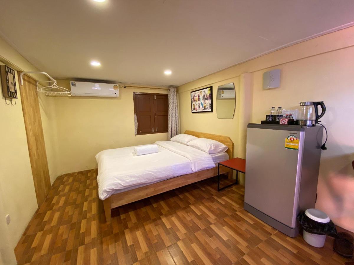 Bed In Beyt Boutique Hotel Nonthaburi Eksteriør bilde
